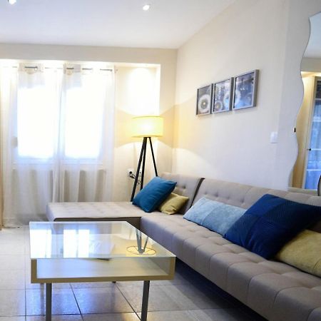 2Downtown.Dandelion Apartment เทสซาโลนิกิ ภายนอก รูปภาพ